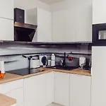 Blue Point 406 Premium Апартаменти Колобжег