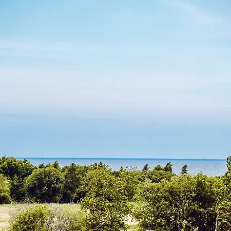 Blue Point 406 Premium Apartment *